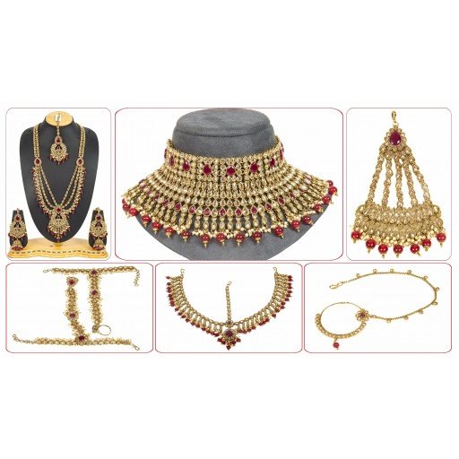 Alluring With Ethnic Work Polki Bridal Set Studded With Crystal Ad