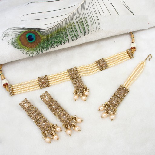 Glamorous Designer Handmade Polki Necklace Set  