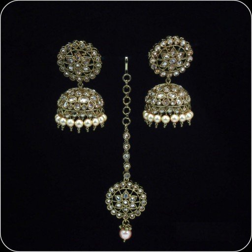 Pleasant Traditional AD Jhumki Earrings And Tikka Set