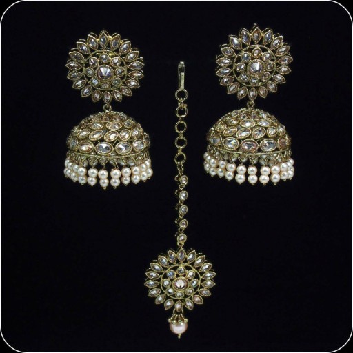 Presentable Traditional AD Jhumki Earrings And Tikka Set