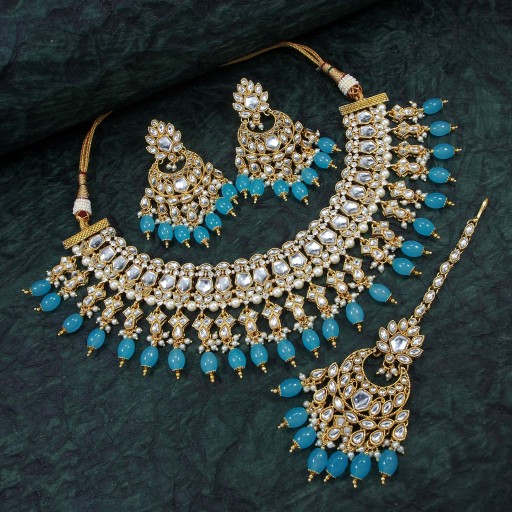 Glamorous With Traditional Work Kundan Necklace Set  