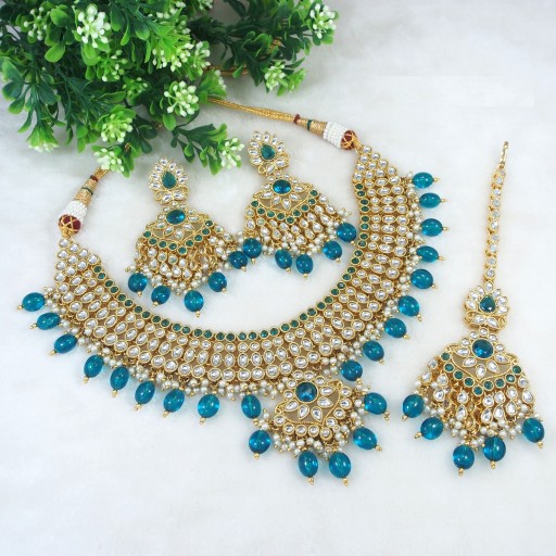 Charming With Ethnic Work Kundan Necklace Set  