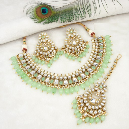 Stunning With Designer Stone Work Kundan Necklace Set  