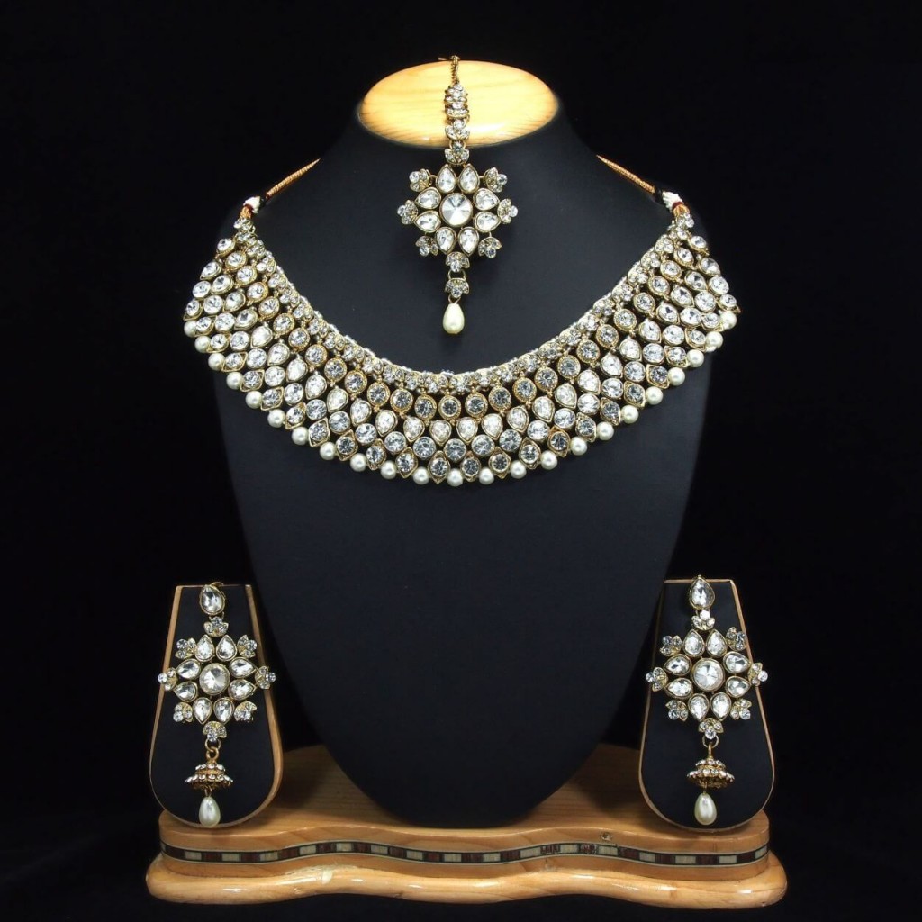 Buy Top Trending Imitation Jewellery at Mangalmani Jewellers
