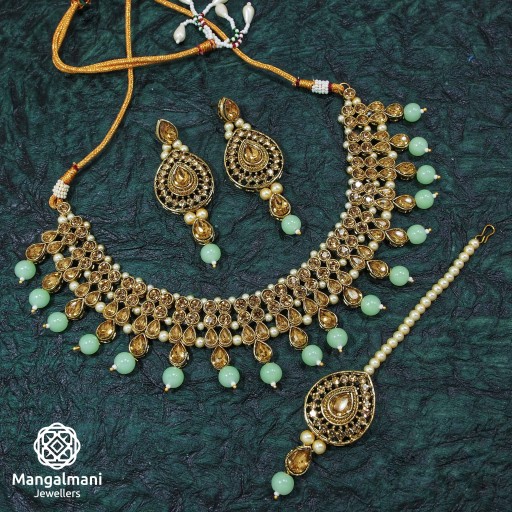 Fascinating Handmade Patwa Work Necklace Set Adorned With Kundan and Australian stone 
