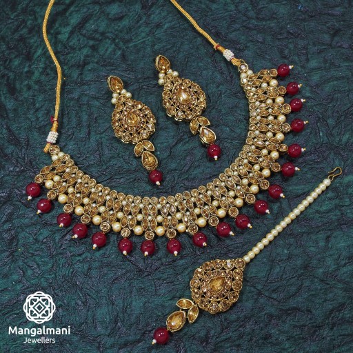 Glorious Handmade Patwa Work Necklace Set Decorated With Kundan and Australian stone 