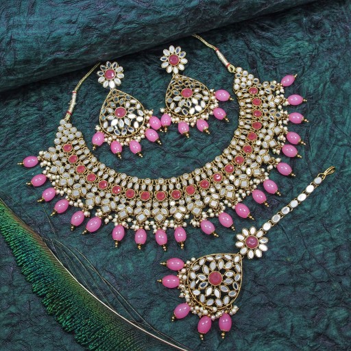 Presentable With Mirror Work Mirror Necklace Set Adorned With Mirror