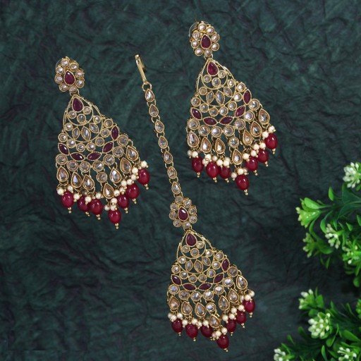 Elegant With Traditional Work Polki Earrings & Tikka