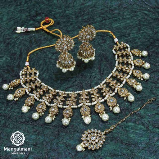 Presentable White Coloured With Designer Stone Work Polki Necklace Set Adorned With Reverse Ad
