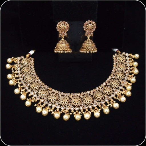 Charismatic Traditional Work Polki Necklace