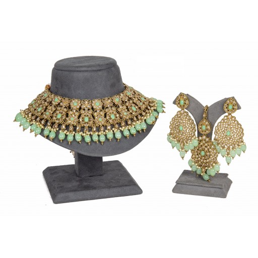 Ravishing With Traditional Work Polki Necklace Set  
