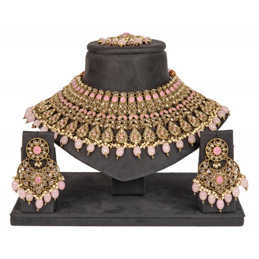 Fascinating With Ethnic Work Polki Necklace Set  