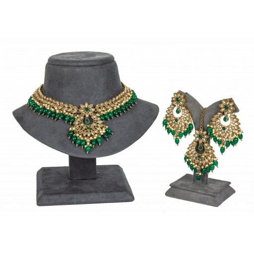 Elegant With Ethnic Work Polki Necklace Set  