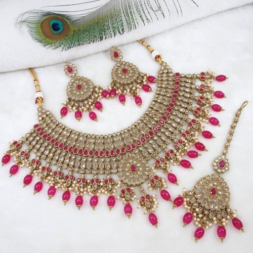 Glamorous With Traditional Work Polki Necklace Set  