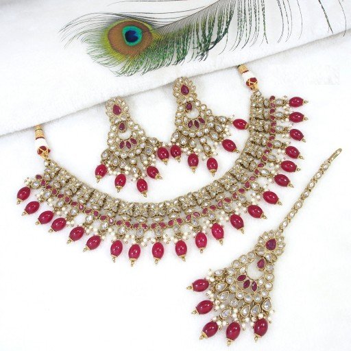 Captivating Polki Necklace Set  
