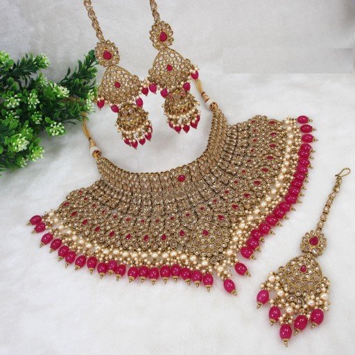 Captivating Polki Necklace Set  