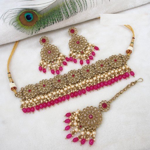 Charismatic Polki Necklace Set  