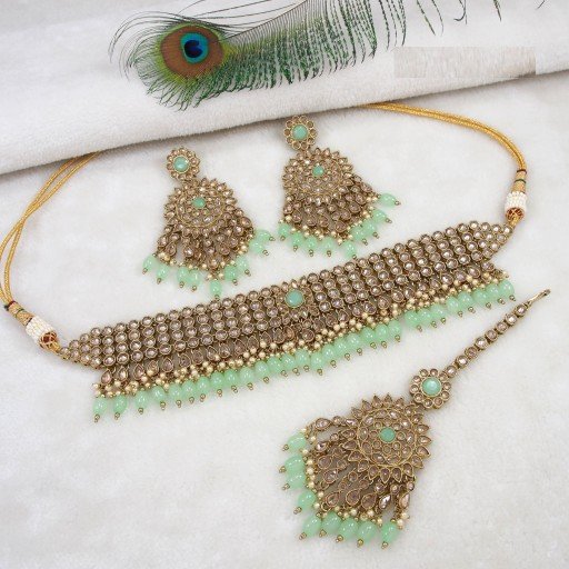 Stunning Polki Necklace Set  