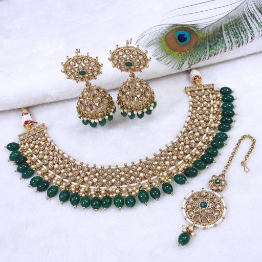 Alluring Polki Necklace Set  