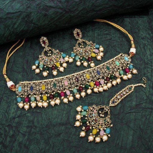 Attractive Polki Necklace Set  