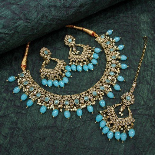 Charismatic Polki Necklace Set  