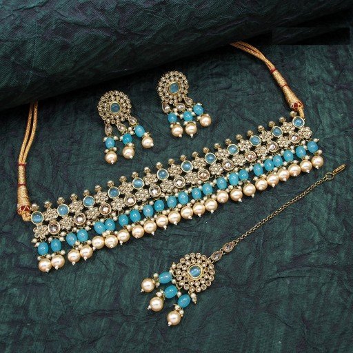 Fashionable Polki Necklace Set  