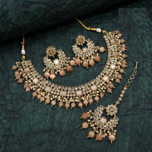 Marvellous Polki Necklace Set  