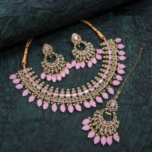 Charismatic Polki Necklace Set  