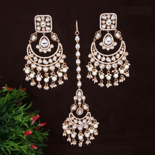 Pretty Real Kundan Earring Maang Tikka  