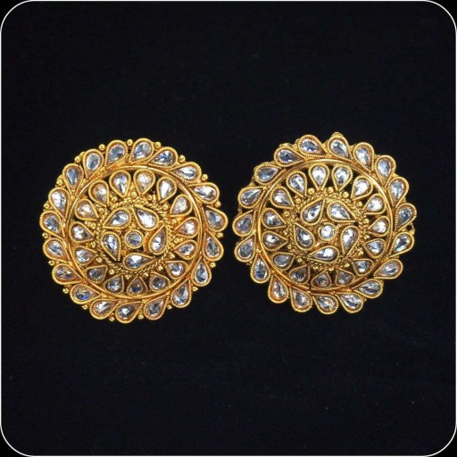 Captivating AD Studs Earring