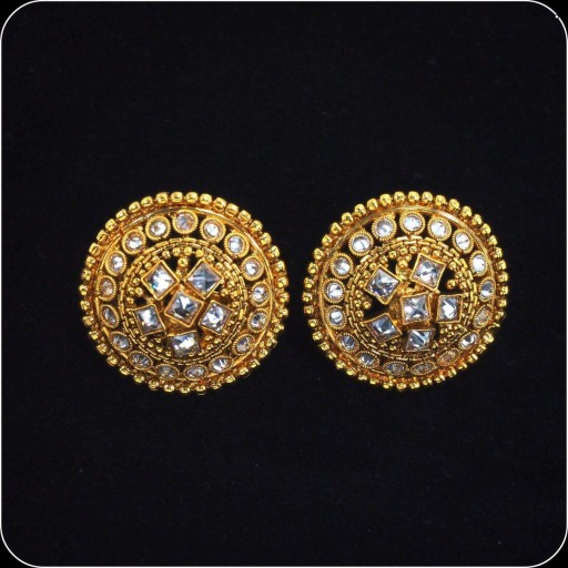 Desirable AD Studs Earring