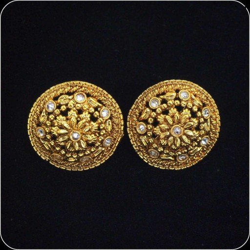 Fashionable AD Studs Earring