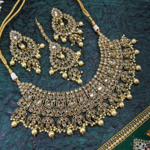 Necklace Set