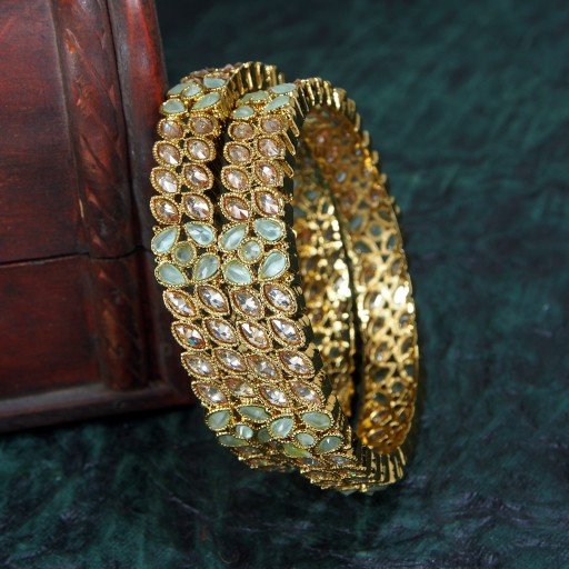 Attractive Polki Bangles