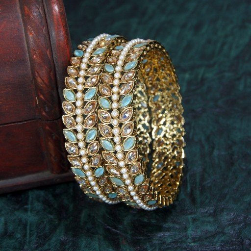 Pleasant Polki Bangles
