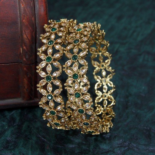 Prepossessing Polki Bangles
