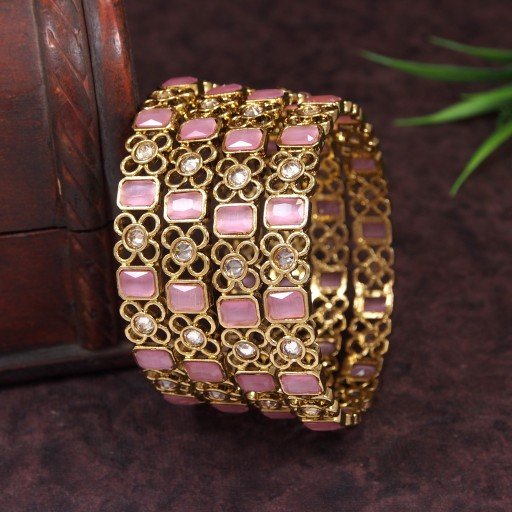 Fascinating Polki Bangles