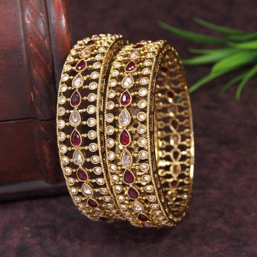 Exclusive Polki Bangles