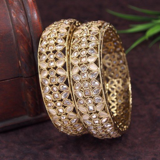 Attractive Polki Bangles