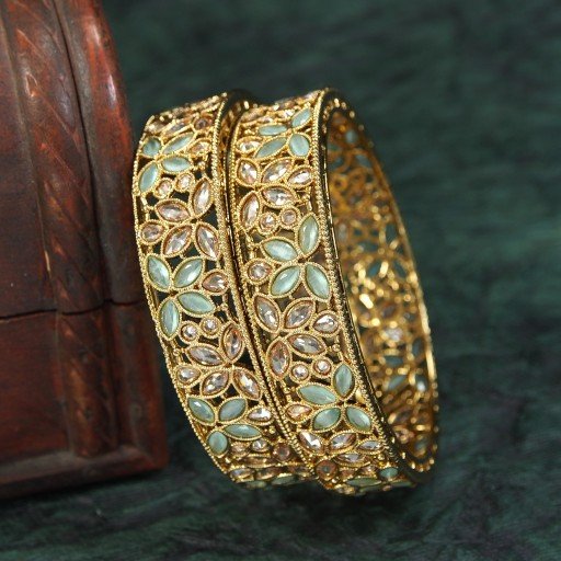 Exclusive Polki Bangles