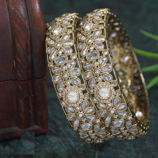 Pretty Polki Bangles