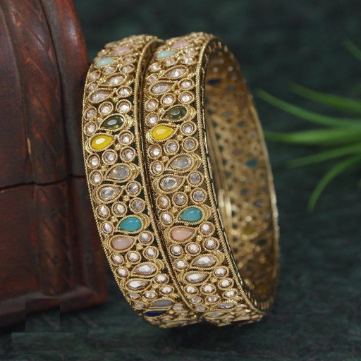 Alluring Polki Bangles