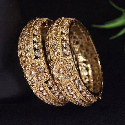 Engaging Polki Bangles