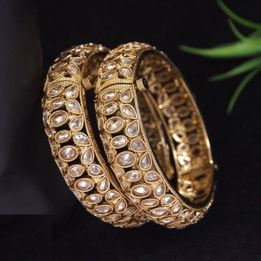 Fascinating Polki Bangles