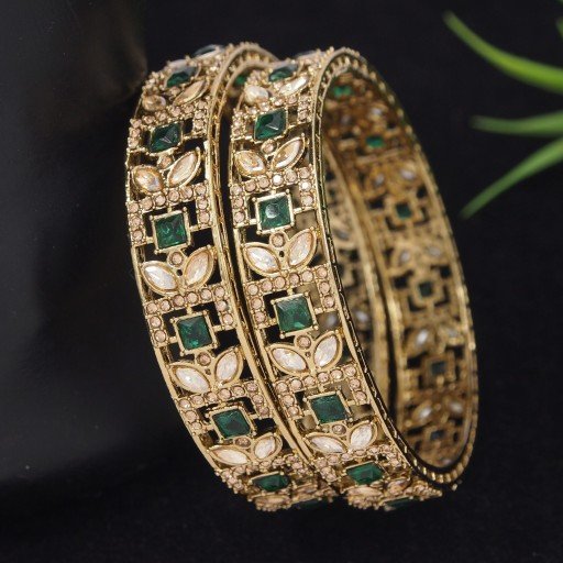 Attractive Polki Bangles