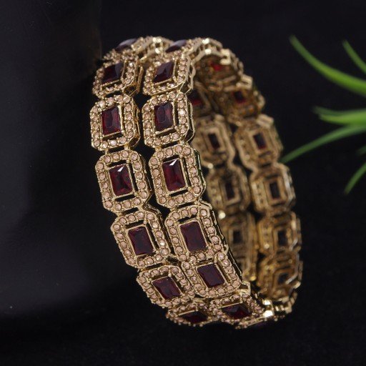Desirable Polki Bangles