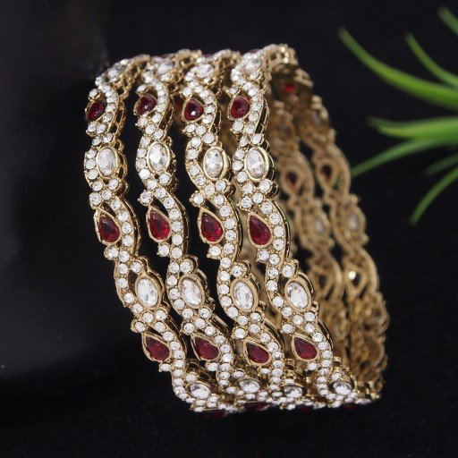Engaging Polki Bangles
