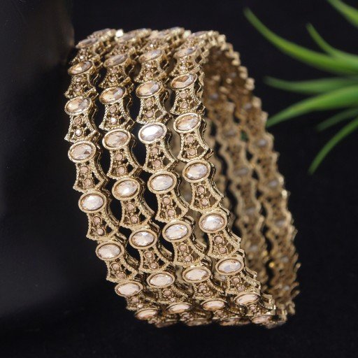 Pretty Polki Bangles