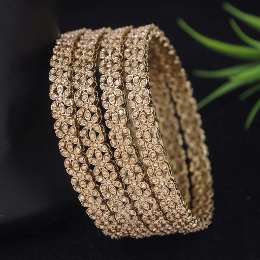 Ravishing Polki Bangles