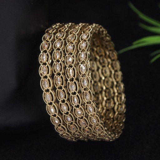 Presentable Polki Bangles